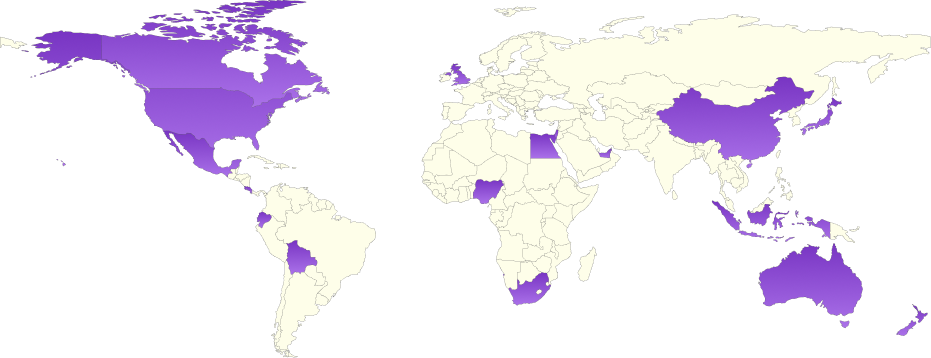 Mapa mundial que resalta en color violeta países como Estados Unidos, Canadá, México, Perú, Bolivia, Reino Unido, Egipto, Nigeria, Sudáfrica, Arabia Saudita, China, Japón, Filipinas, Australia y Nueva Zelanda.